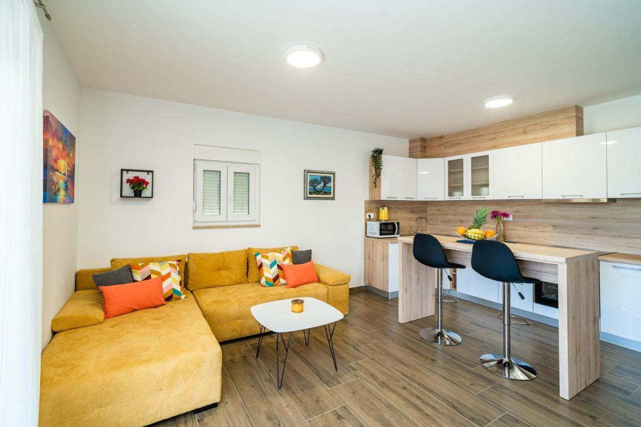 Blue Bay Apartment Дубровник Екстериор снимка