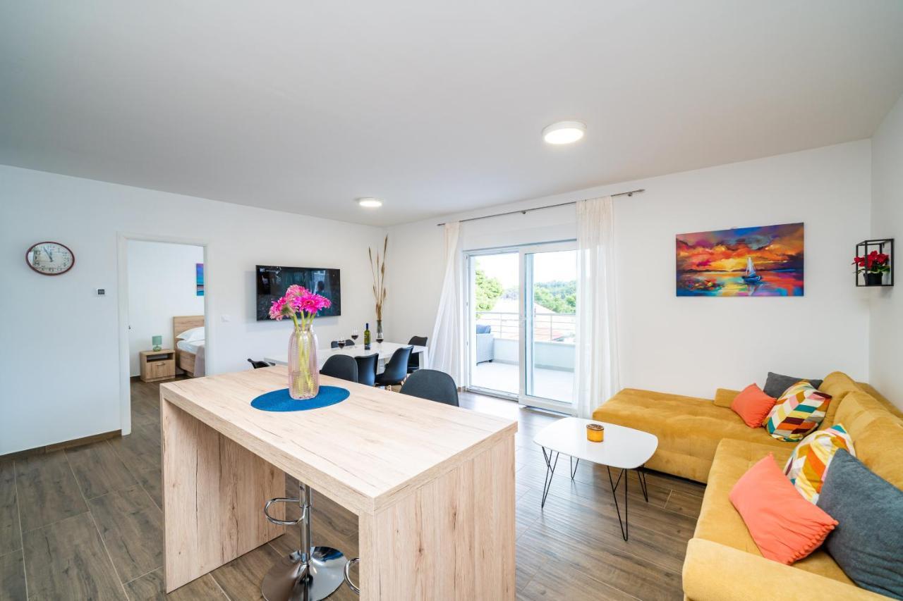 Blue Bay Apartment Дубровник Екстериор снимка
